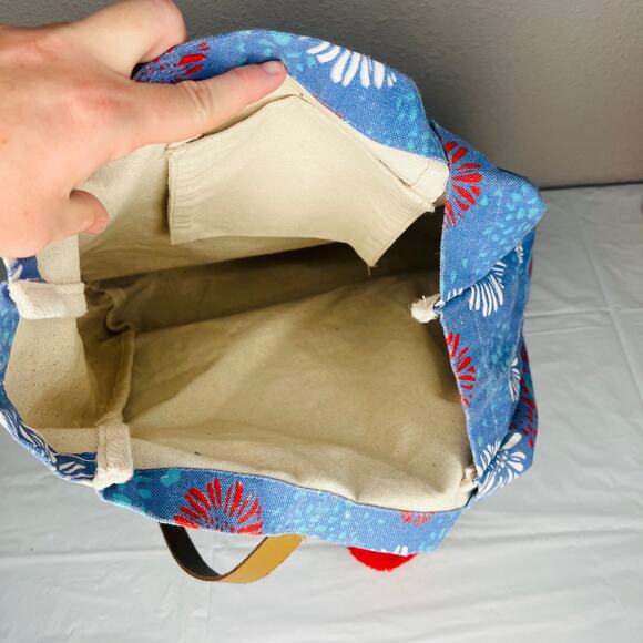 Floral Red White And Blue Canvas Tote Bag Faux Leather Brown Handle Straps - Picture 4 of 5